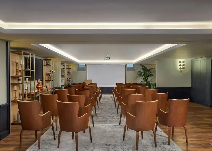 Hotel Kocatas Mansions